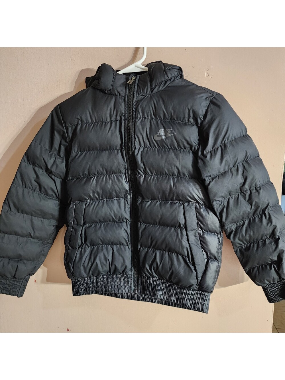 Nike Boys Puffer Jacket Black Hooded Full Zip S Polyester Logo
